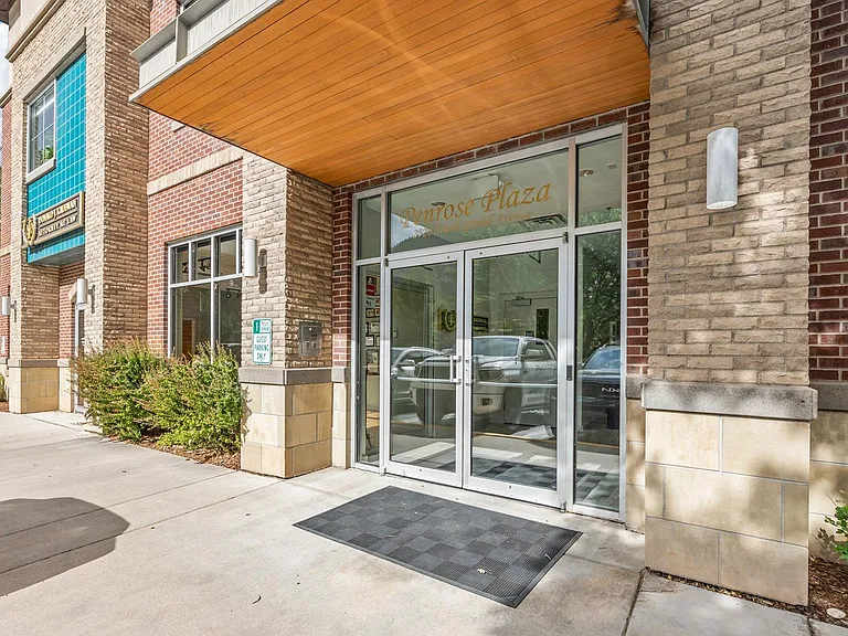 2520 S Grand Ave #3-A-302 — Photo 3