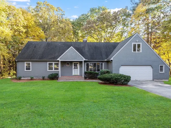 16 Sassafras Rd, Westford, MA 01886