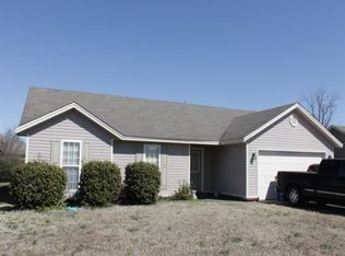 2323 Manchester, Jonesboro, AR 72401