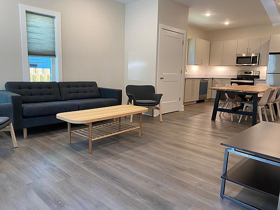 2nd image of 132 Hill St APT 5