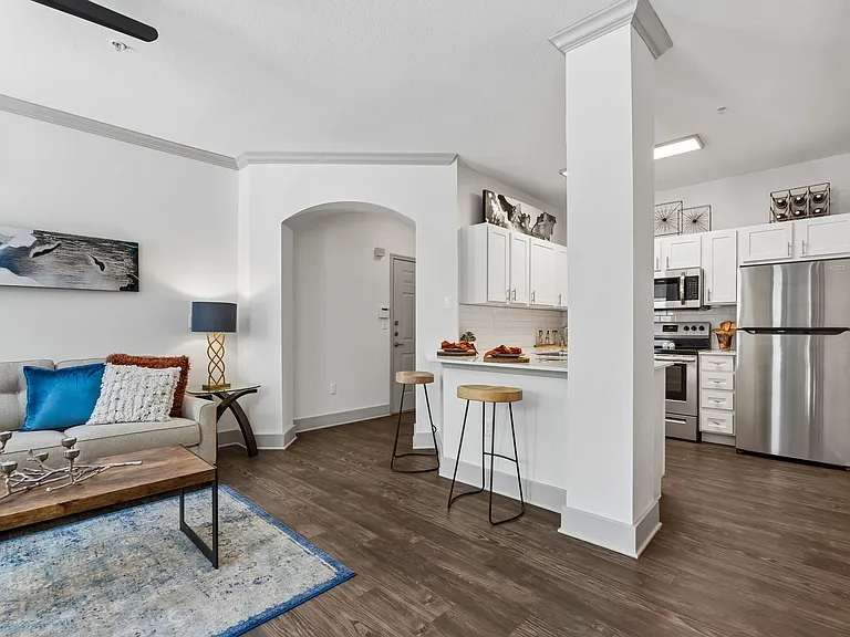 401 Teravista — Photo 4