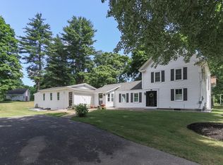 49 Willowdale Rd, Groton, MA 01450