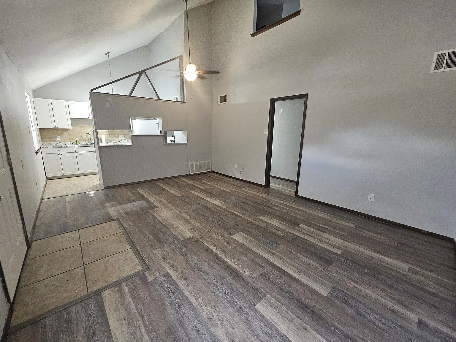 3 bed, 1440 sqft, $1,050 — Photo 2