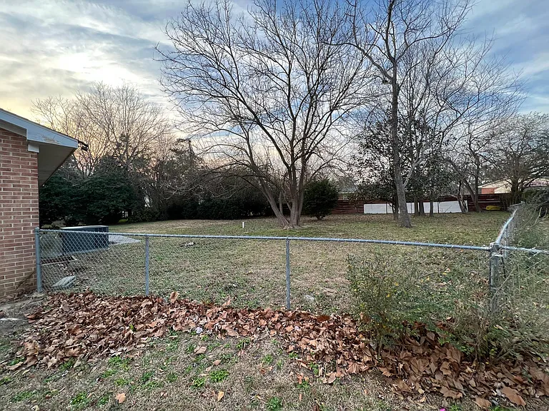 6606 Bonnie Bell Ln — Photo 39