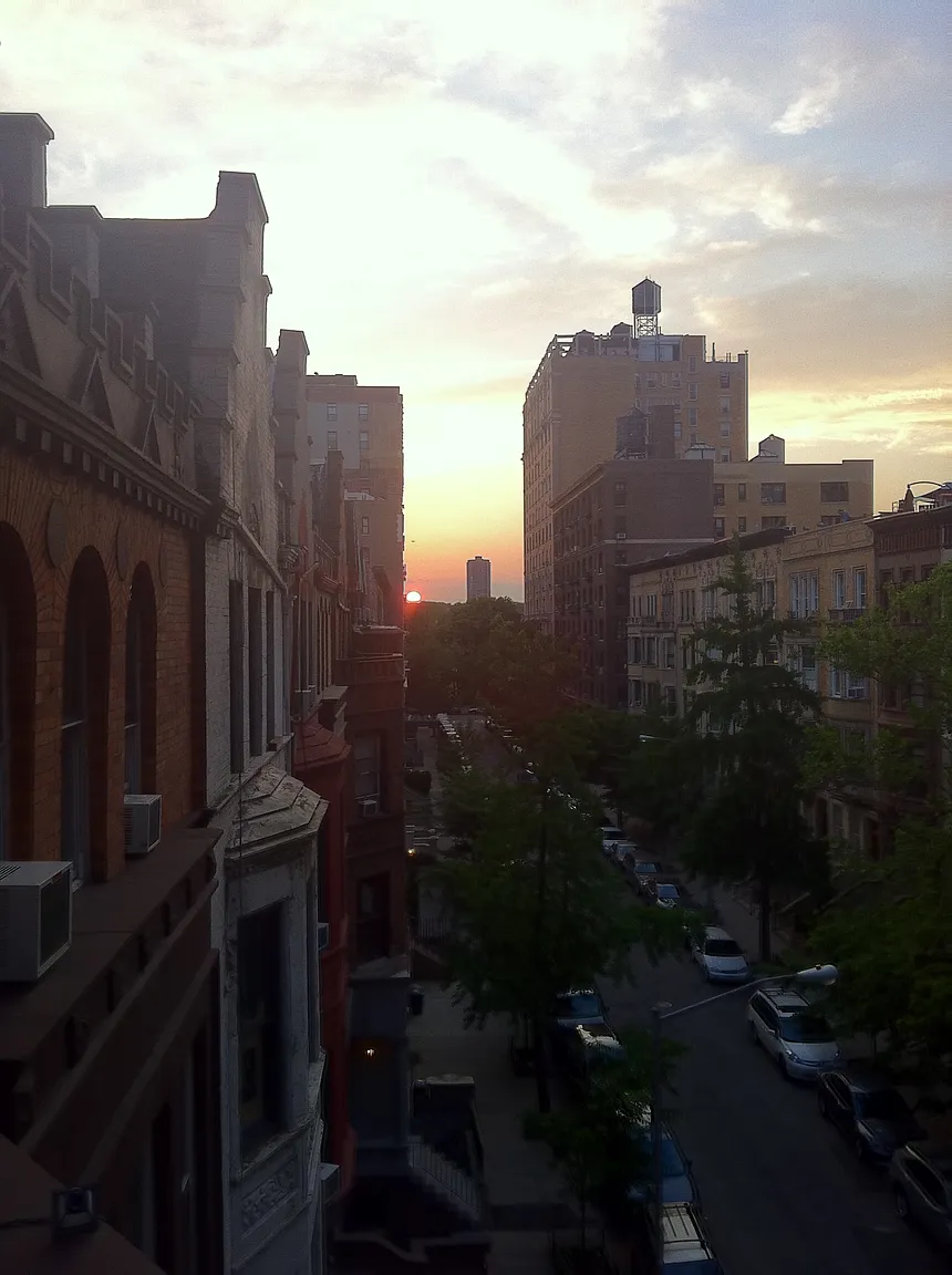 304 W 88th St APT 4A photo 1