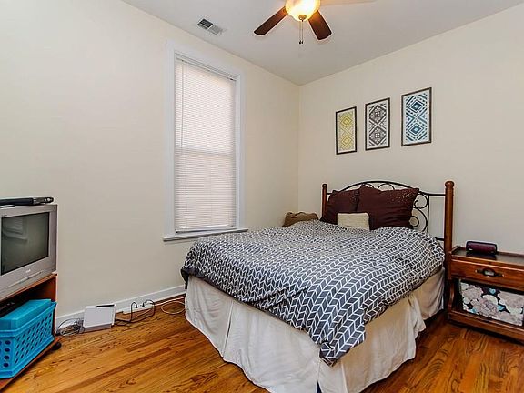 5th image of 1827 N Hermitage Ave #1R0