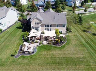8362 Wildflower Dr, Powell, OH 43065