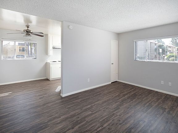 4th image of 4655 Lamont St APT 301