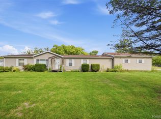 2201 Dutcher St, Flint, MI 48532