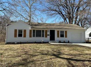 9908 Bellaire Ave, Kansas City, MO 64134