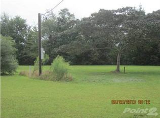 4611 Pine Circle Dr, Molino, FL 32577