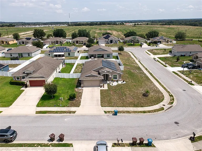 2628 Sunset Cir — Photo 4
