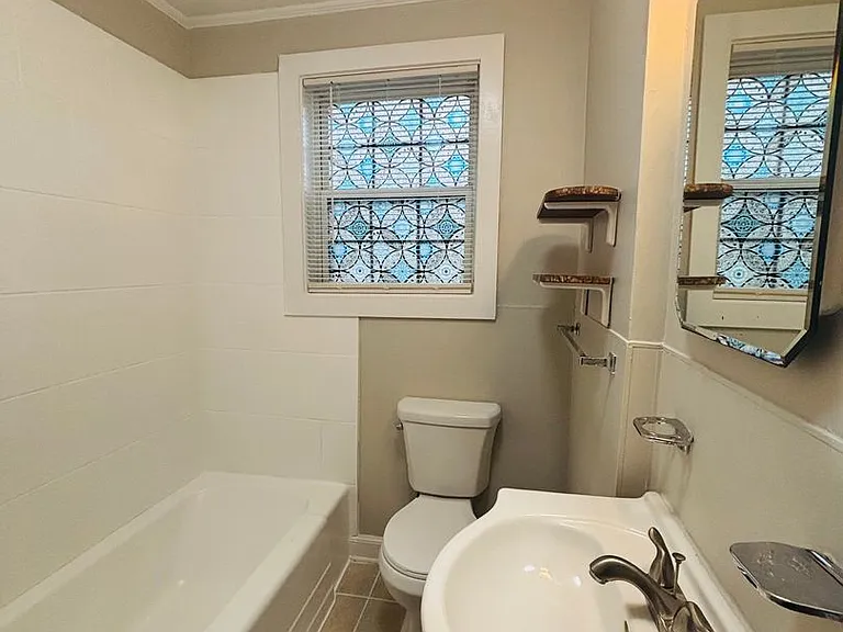 527 S Beltline Blvd — Photo 11