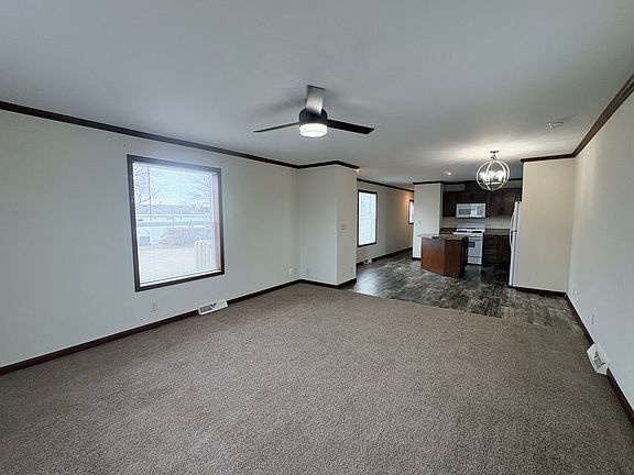 2nd image of 2050 Four Seasons Dr #184