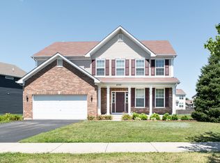 2753 Cranston Cir, Yorkville, IL 60560