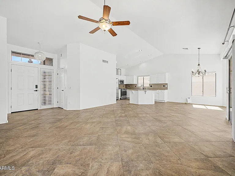 16110 W Vale Dr — Photo 8