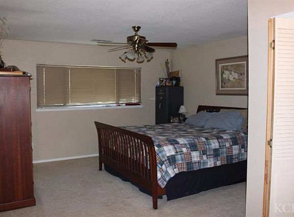 3rd image of 8040 Grangeville Blvd