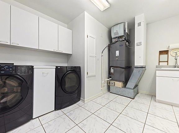 5th image of 6 Oak Brook Club Dr APT J108