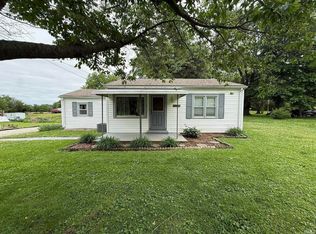 206 W 1st St, Freelandville, IN 47535