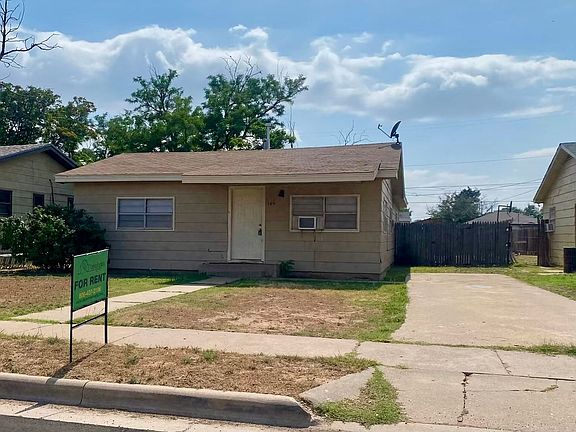 2nd image of 109 N Uvalde Ave