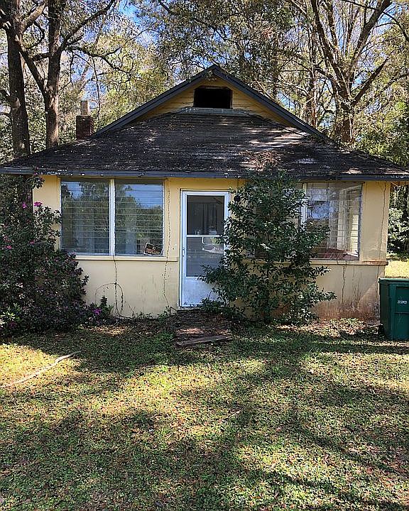 1st image of 3805 NW 17th St