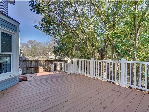 4th image of 1216 Prince Edward Way