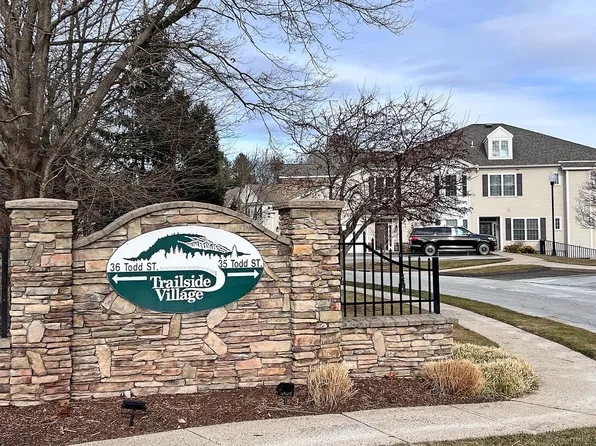 35 Todd Street #203, Hamden, CT 06518