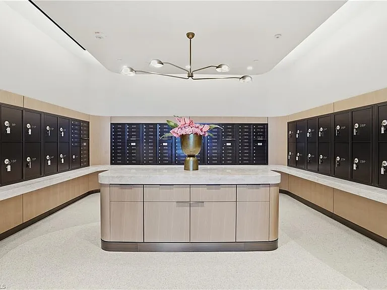 5100 Seagrass Blvd #201 — Photo 40
