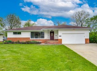 7905 Craigleigh Dr, Parma, OH 44129