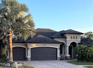 32613 Silvercreek Way, Wesley Chapel, FL 33545
