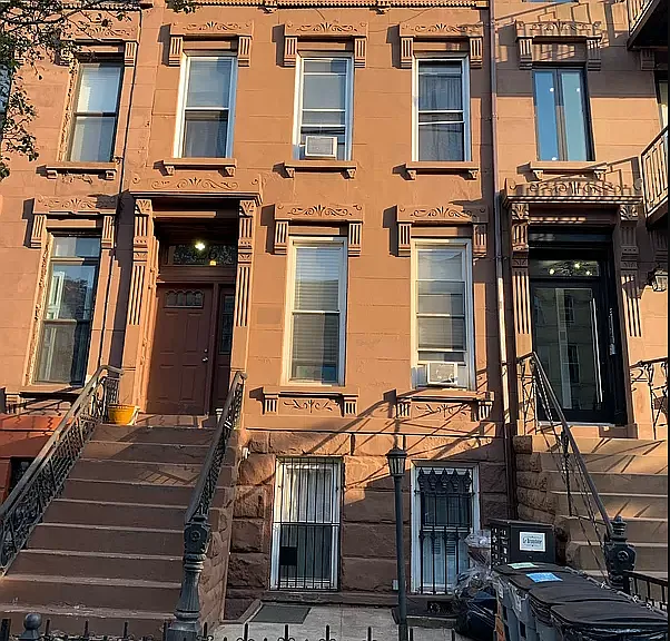 426 Jefferson Ave #1R — Photo 1