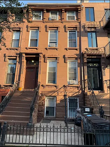 426 Jefferson Ave #1R Photo 1