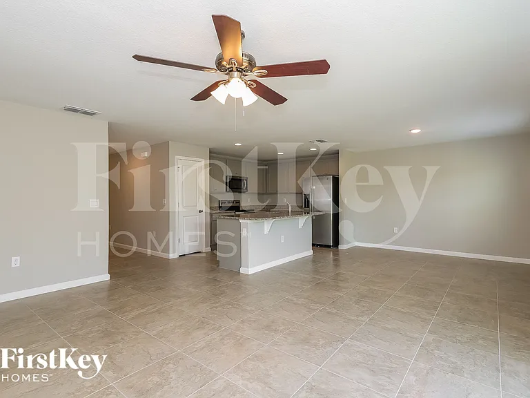219 Southern Breeze Loop — Photo 4