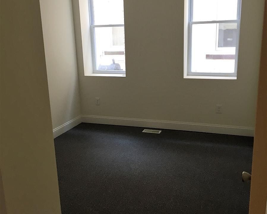 2nd image of 5805 McMahon Ave