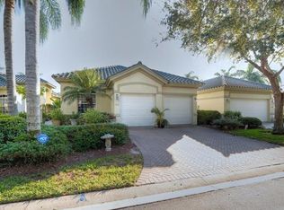861 Vistana Cir, Naples, FL 34119