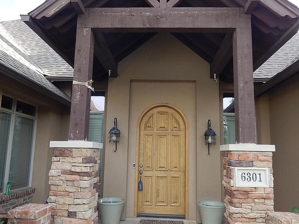 2nd image of 6301 Willow Oak Pl