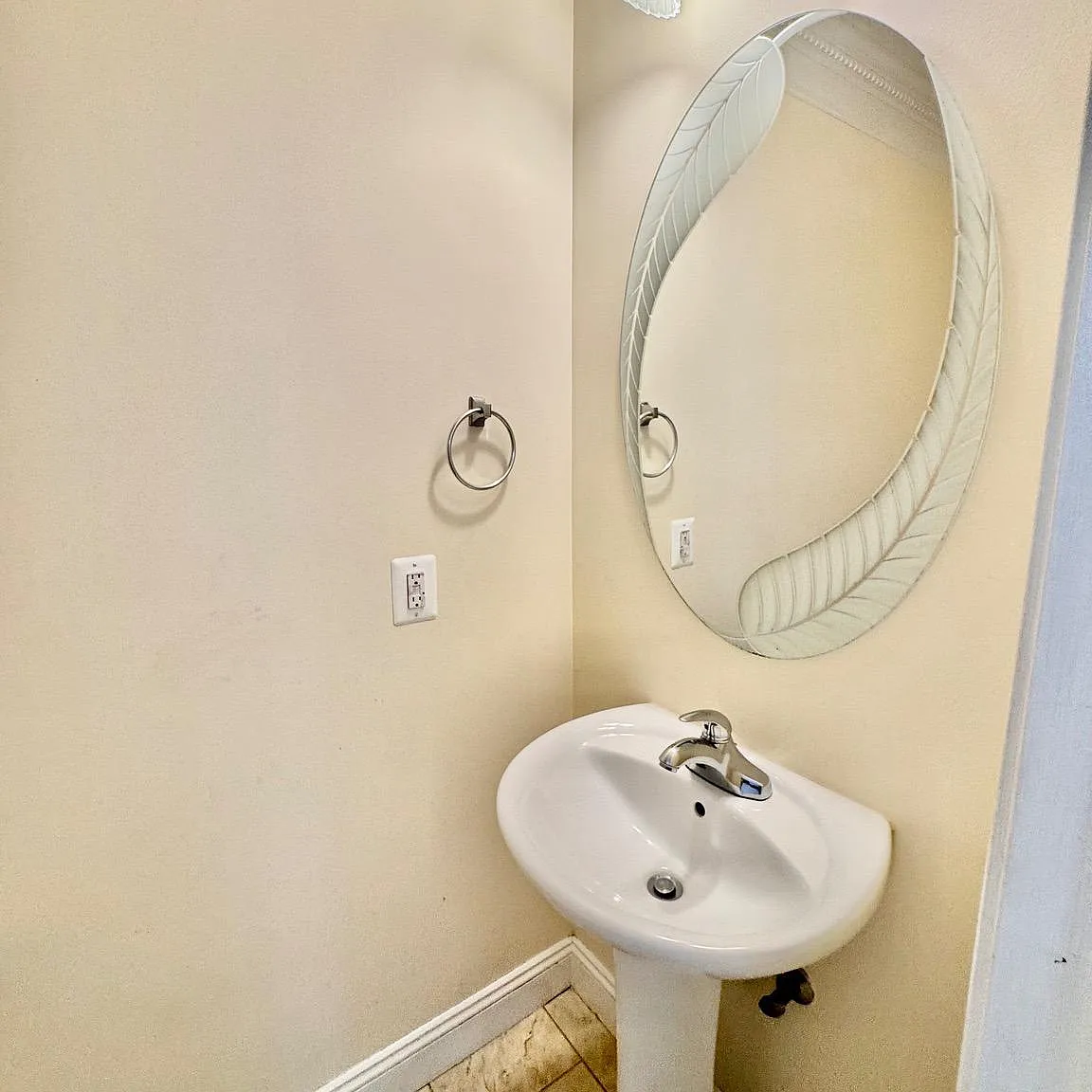 2 bed, 2.5 bath, 1240 sqft, $1,700 — Photo 4