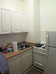 Rented by Glasser Realty LLC