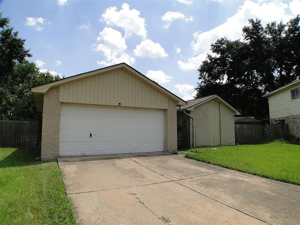 1st image of 16802 Pastoria Dr