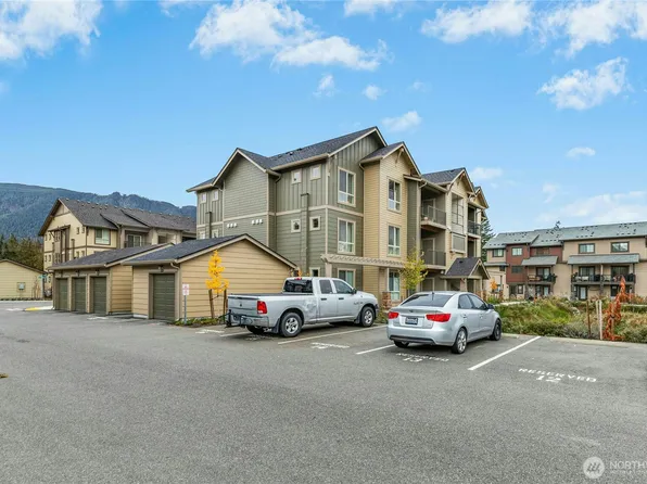 1845 SE 12th Place #H-204, North Bend, WA 98045