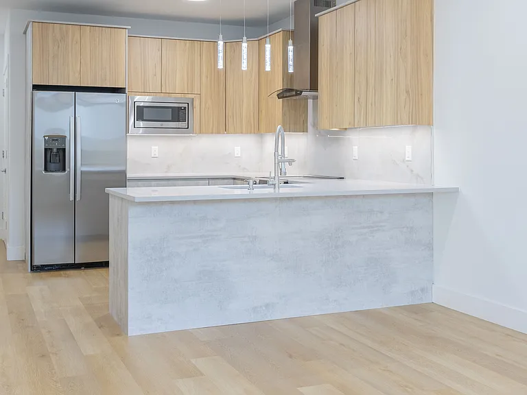 8800 John F. Kennedy Blvd — Photo 17