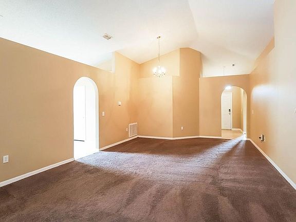 3rd image of 1866 Emily Dr