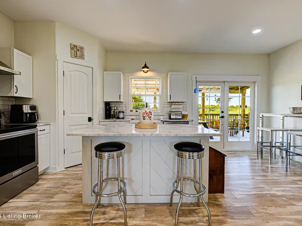 8486 Waddy Rd, Waddy, KY 40076