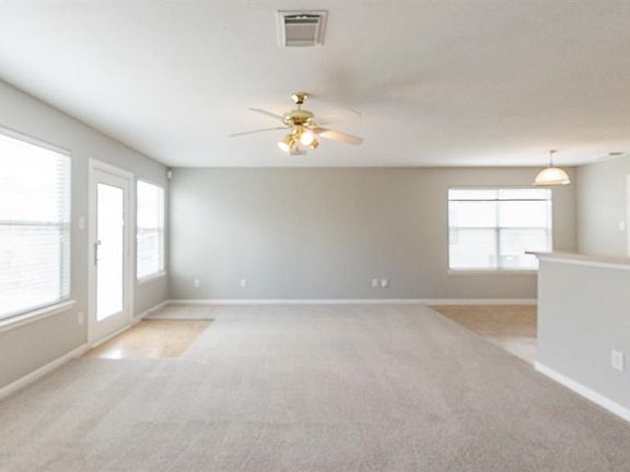 3rd image of 19507 Yucca Valley Ln
