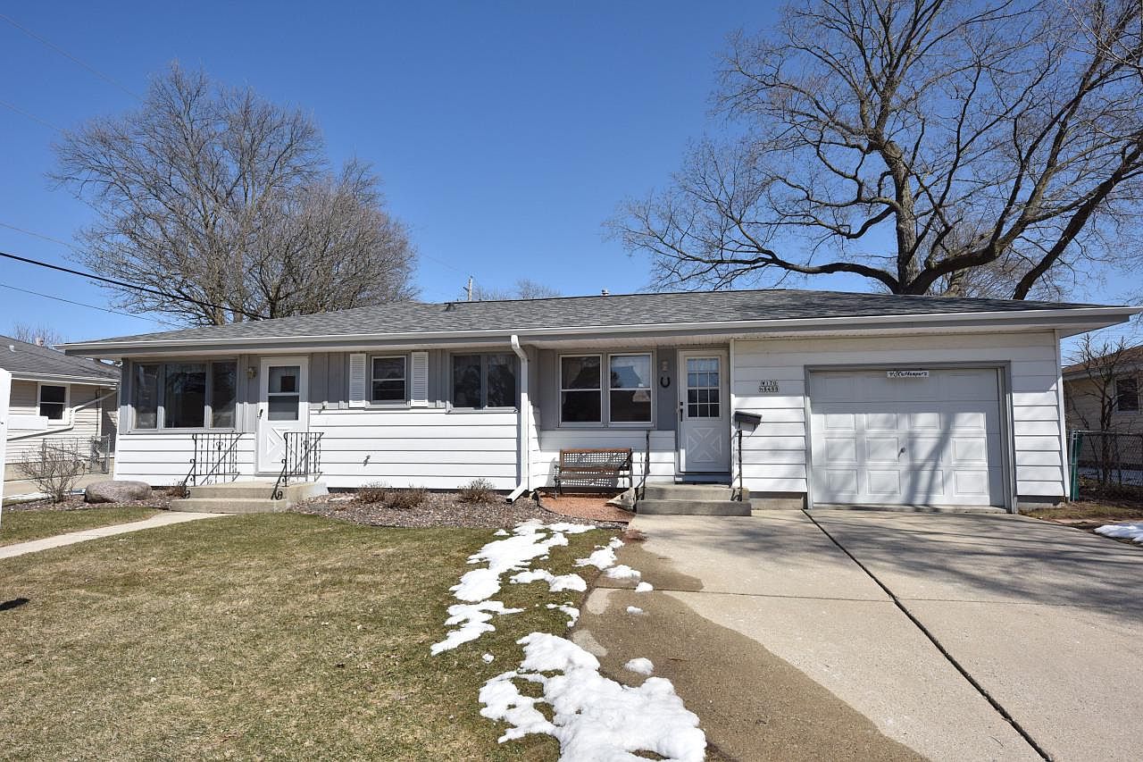 W170N8488 Lloyd AVENUE, Menomonee Falls, WI 53051 Zillow