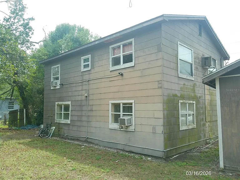 808 S Central Ave — Photo 14
