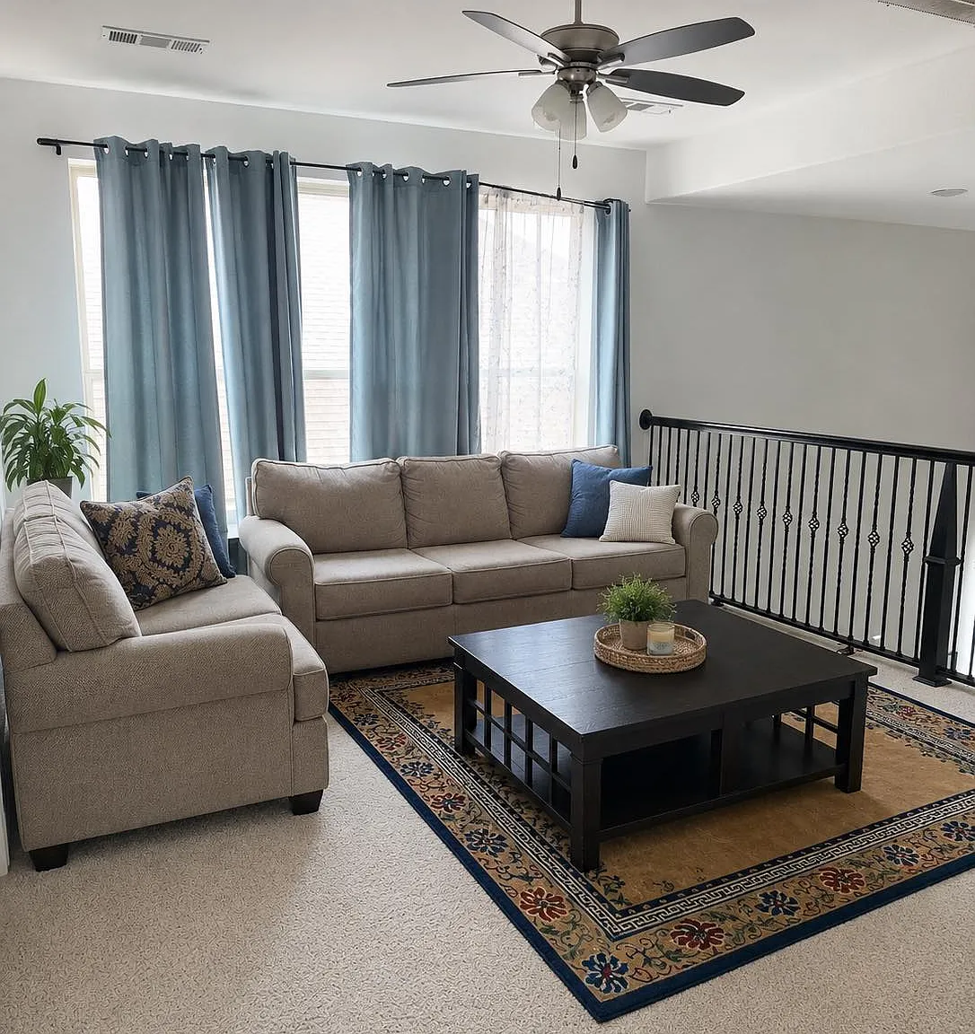 4 bed, 2.5 bath, 2302 sqft, $3,300 — Photo 3