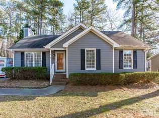 3516 Castlegate Dr, Raleigh, NC 27616