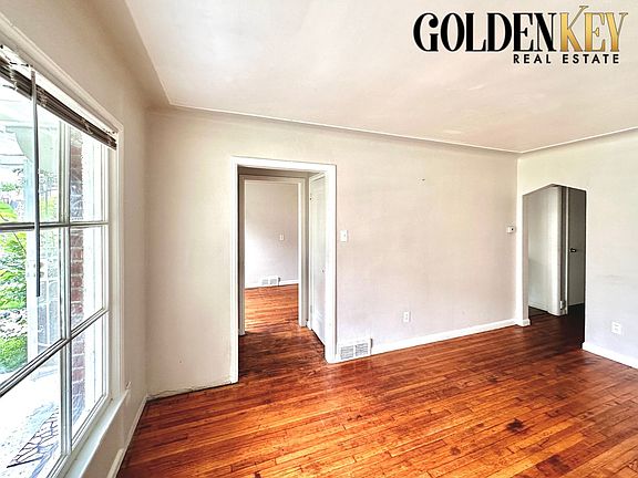 5th image of 15889 Biltmore Ave