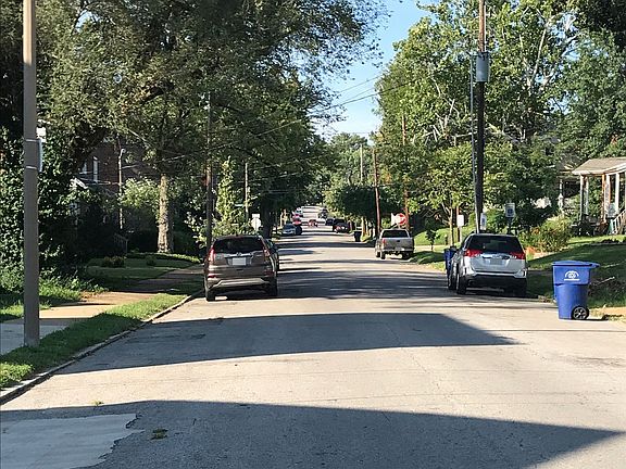 5th image of 2128 Forest Ave
